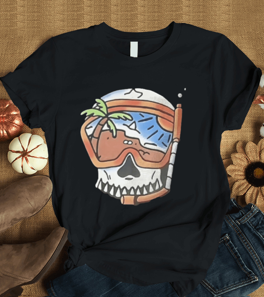 Tropical Island Snorkel Skull Beach Ocean Vacation Summer Fun T-Shirt