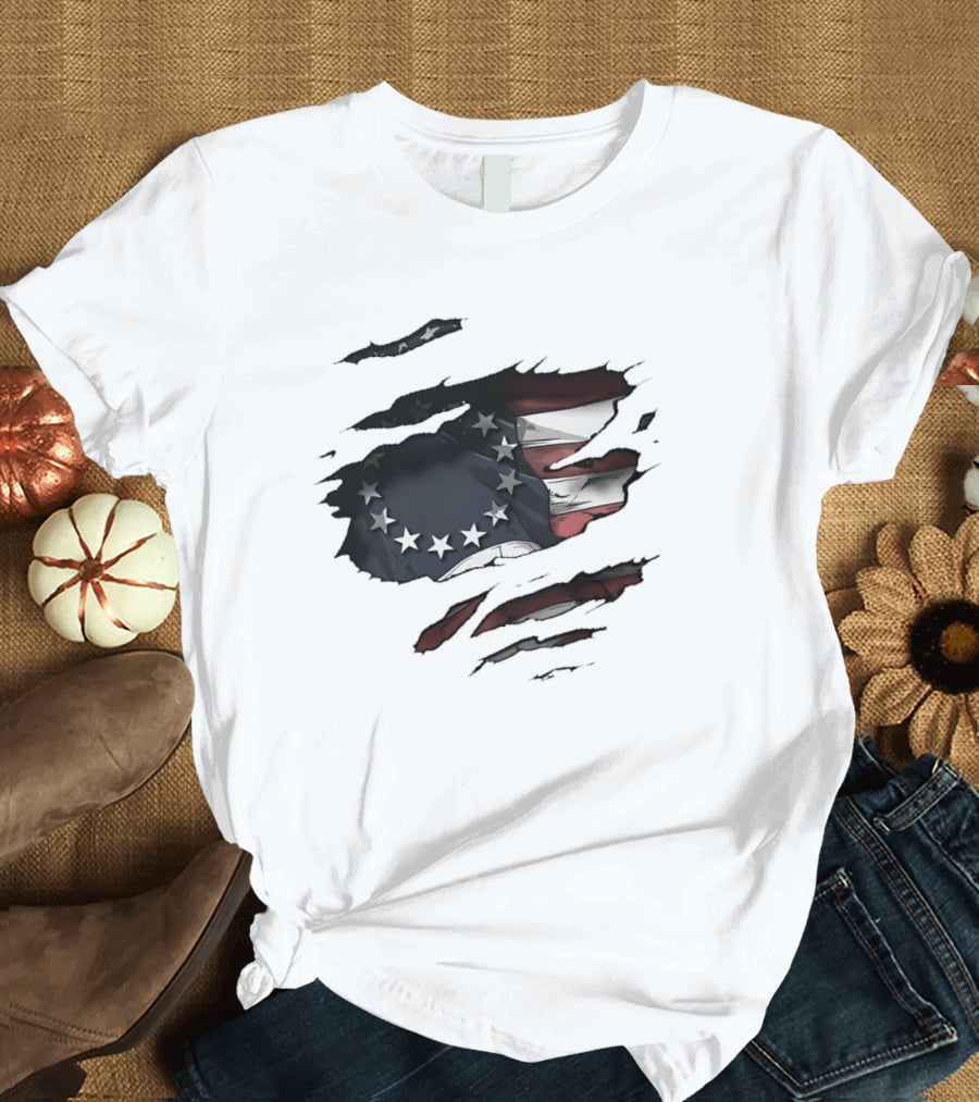 Betsy Ross American Flag Vintage Ripped Effect Patriotic T-Shirt
