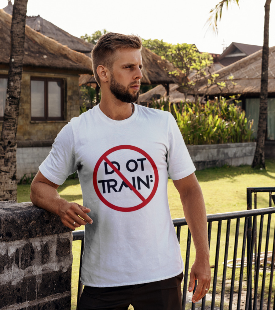 Do Not Train AI Artificial Intelligence Warning T-Shirt