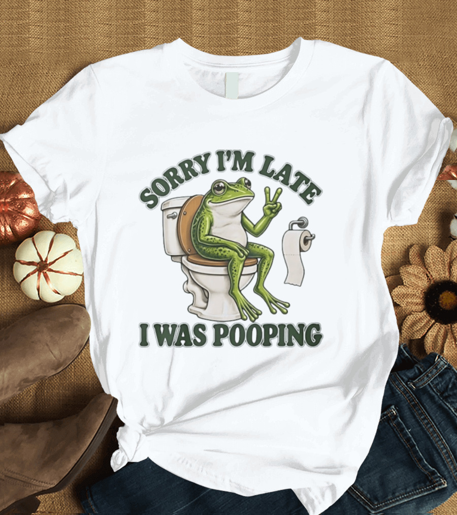 Sorry I'm Late I Was Pooping Frog On Toilet Peace Gesture T-Shirt