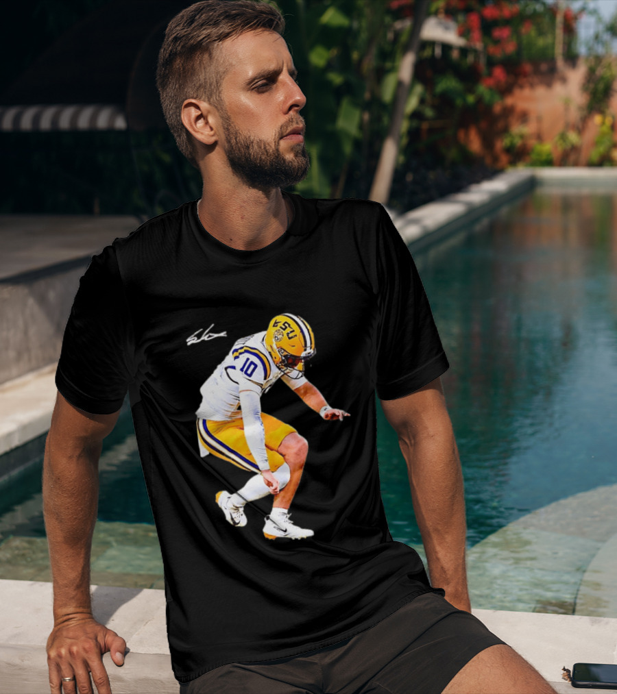 Joe Burrow LSU Tigers Number 10 Football Player Signature T-Shirt