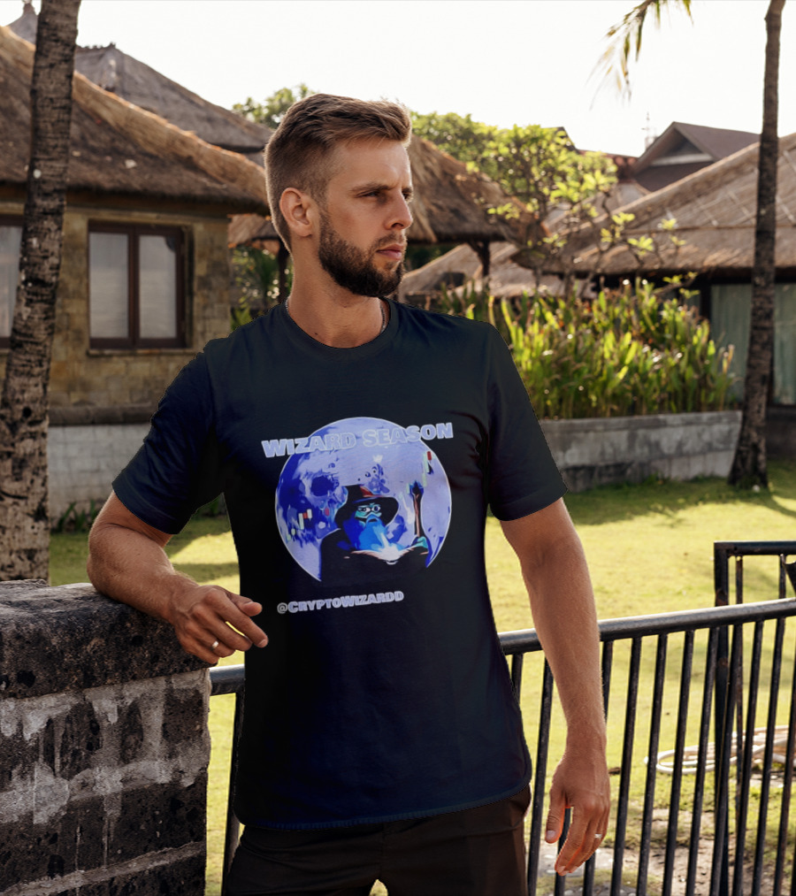 Wizard Season Crypto Trading Bitcoin Wizardry Trend @CryptoWizardd T-Shirt