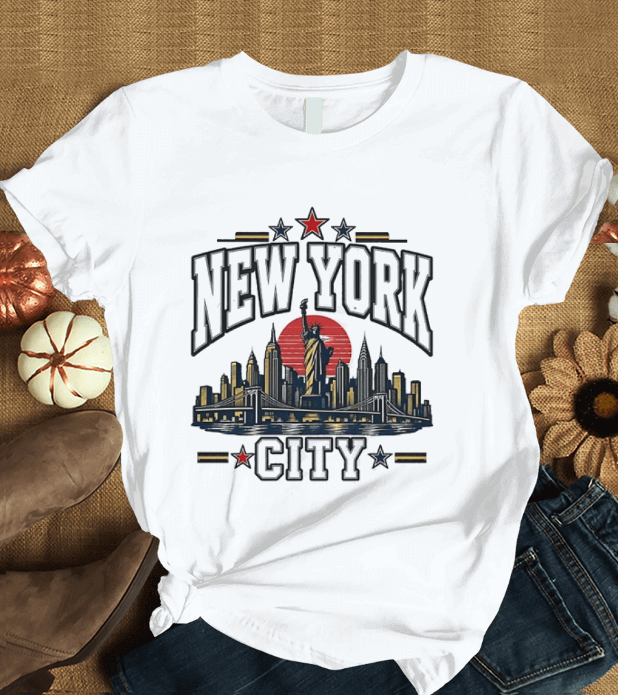 New York City Statue Of Liberty Skyline Red Sun Star Accents T-Shirt