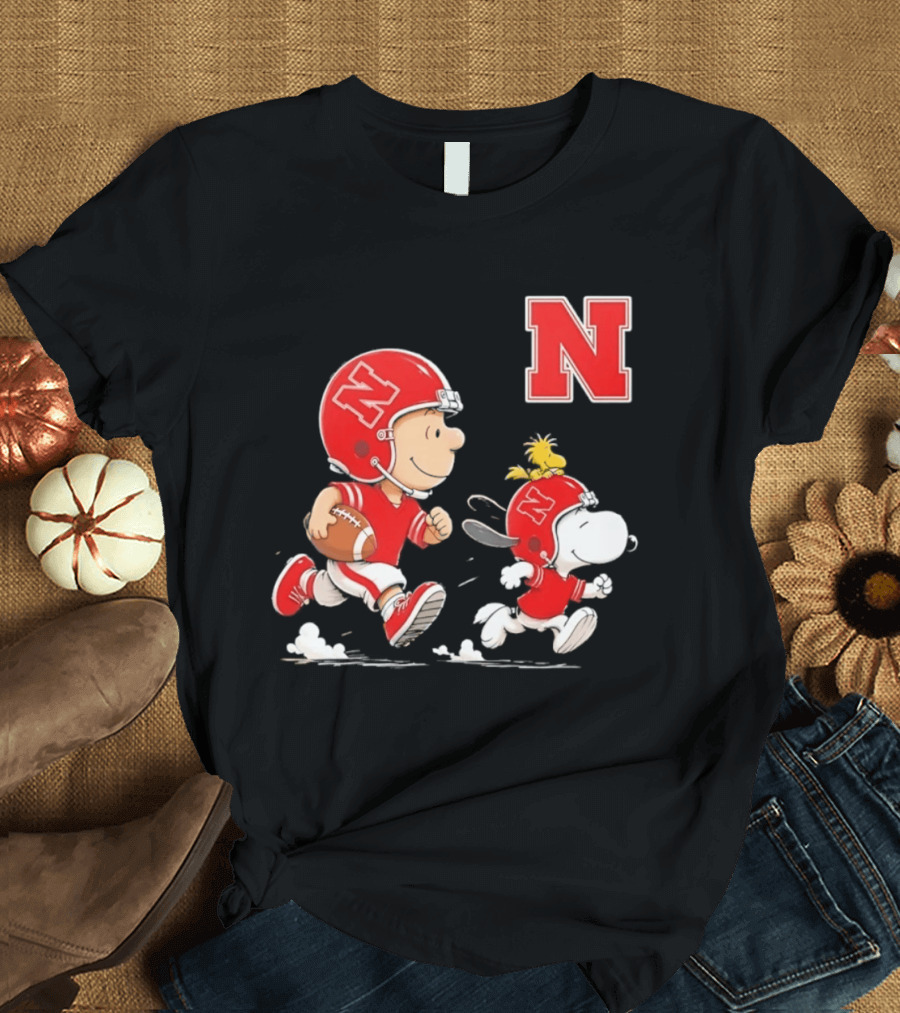 Charlie Brown Woodstock Snoopy Nebraska Cornhuskers Football Helmets T-Shirt