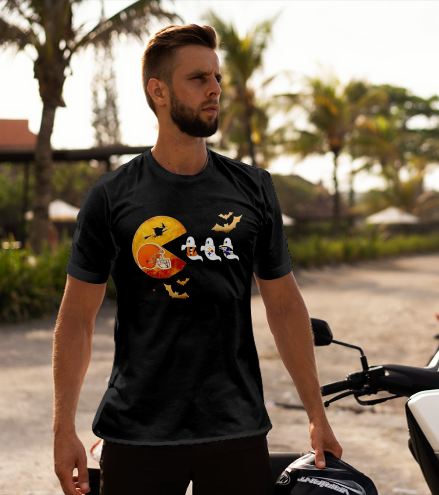 Cleveland Browns Pac Man Vs Bengals Steelers Ravens Halloween Battle T-Shirt