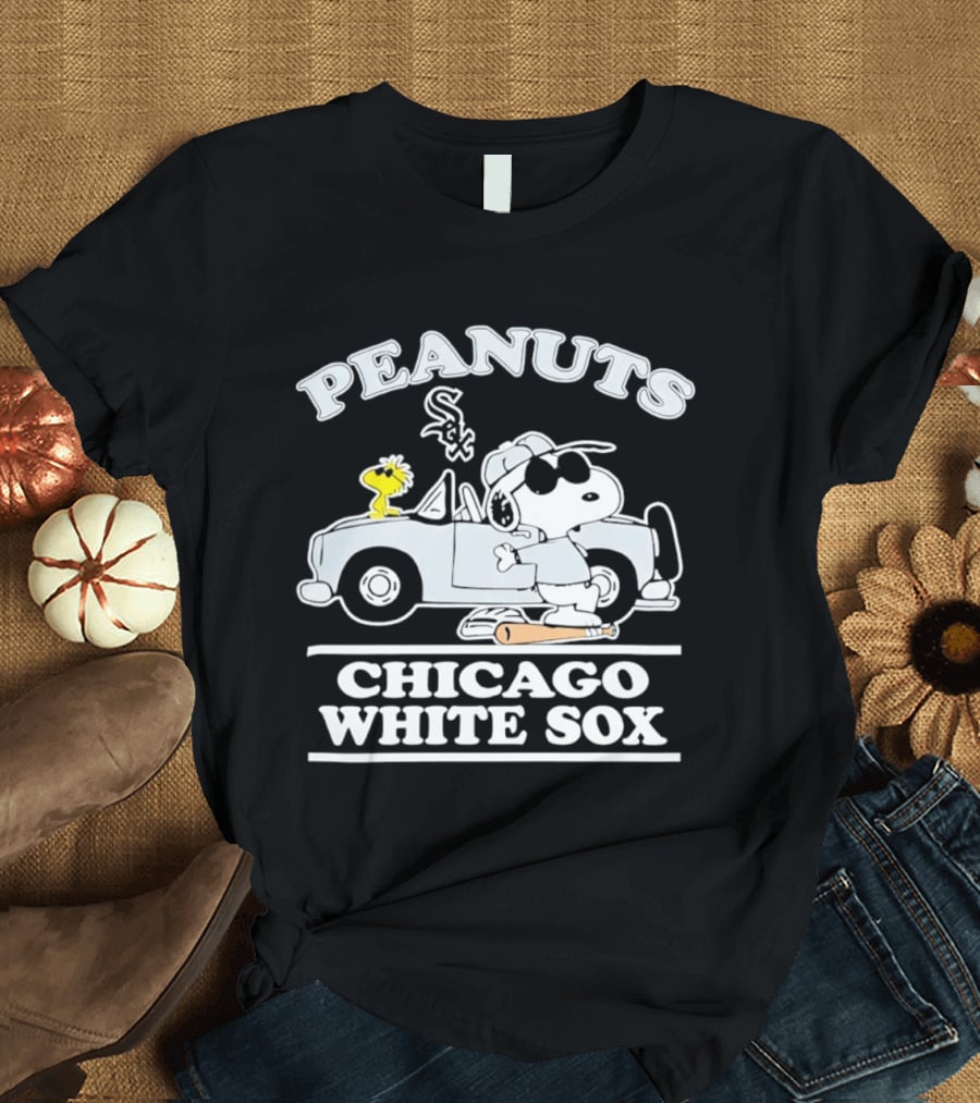 Peanuts Snoopy Woodstock In Car Chicago White Sox Baseball T-Shirt