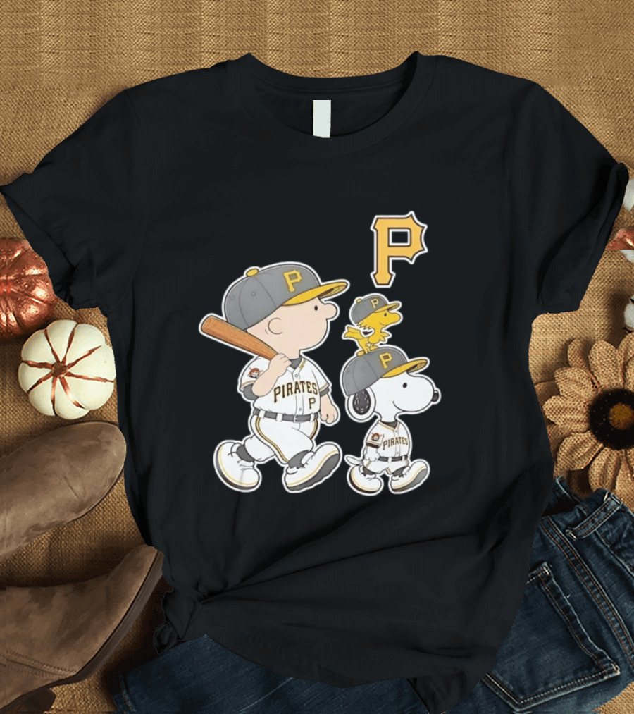 Woodstock Snoopy Charlie Brown Pittsburgh Pirates Baseball P T-Shirt