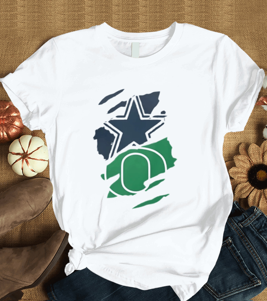 Dallas Cowboys Star And Oregon Ducks O Ripped Team Logos T-Shirt