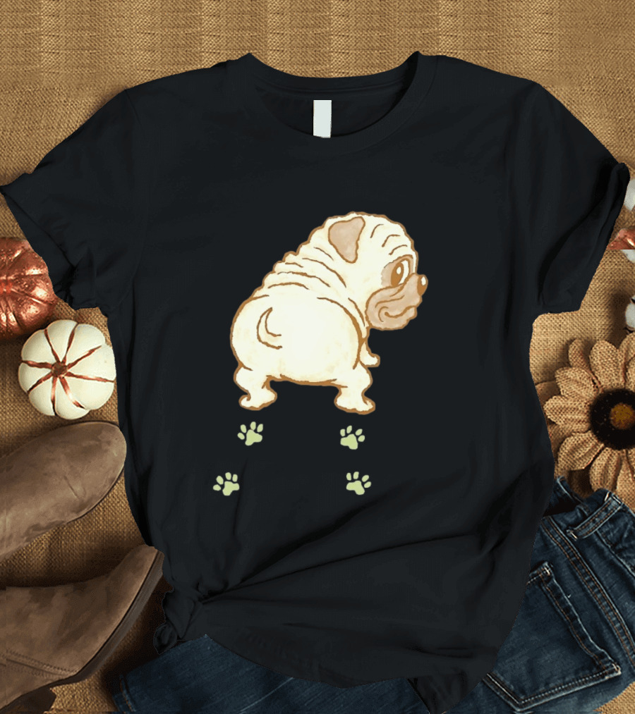 Pug Looking Back With Paw Prints Dog Cute Canine T-Shirt