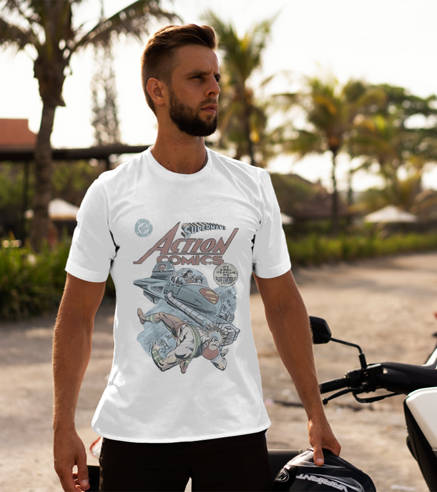 Superman's Action Comics No 461 It's A Bird It's A Plane It's The Supermobile DC T-Shirt