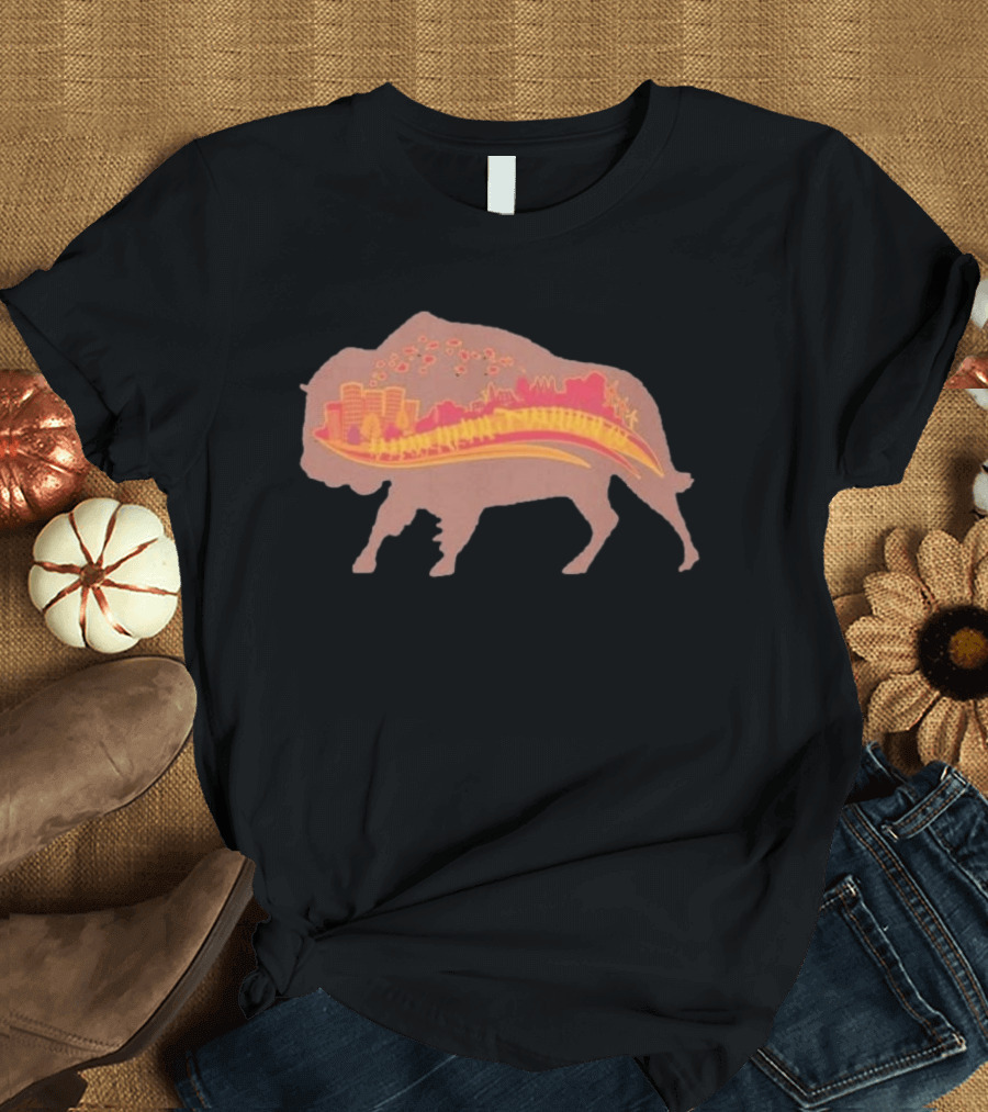 131st Annual YMCA Turkey Trot Thanksgiving Buffalo New York 2026 Runner Buffalo Silhouette Cityscape T-Shirt