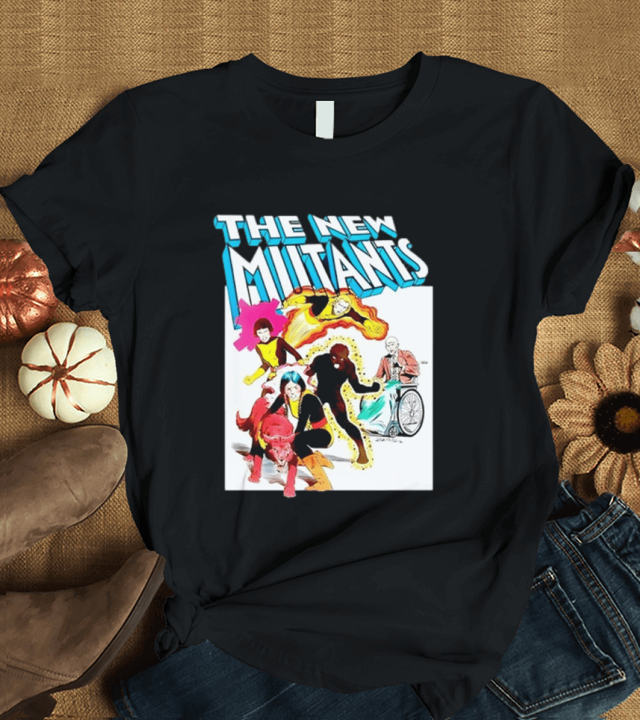 The New Mutants Marvel Comic Book Cover Featuring Iconic Characters T-Shirt