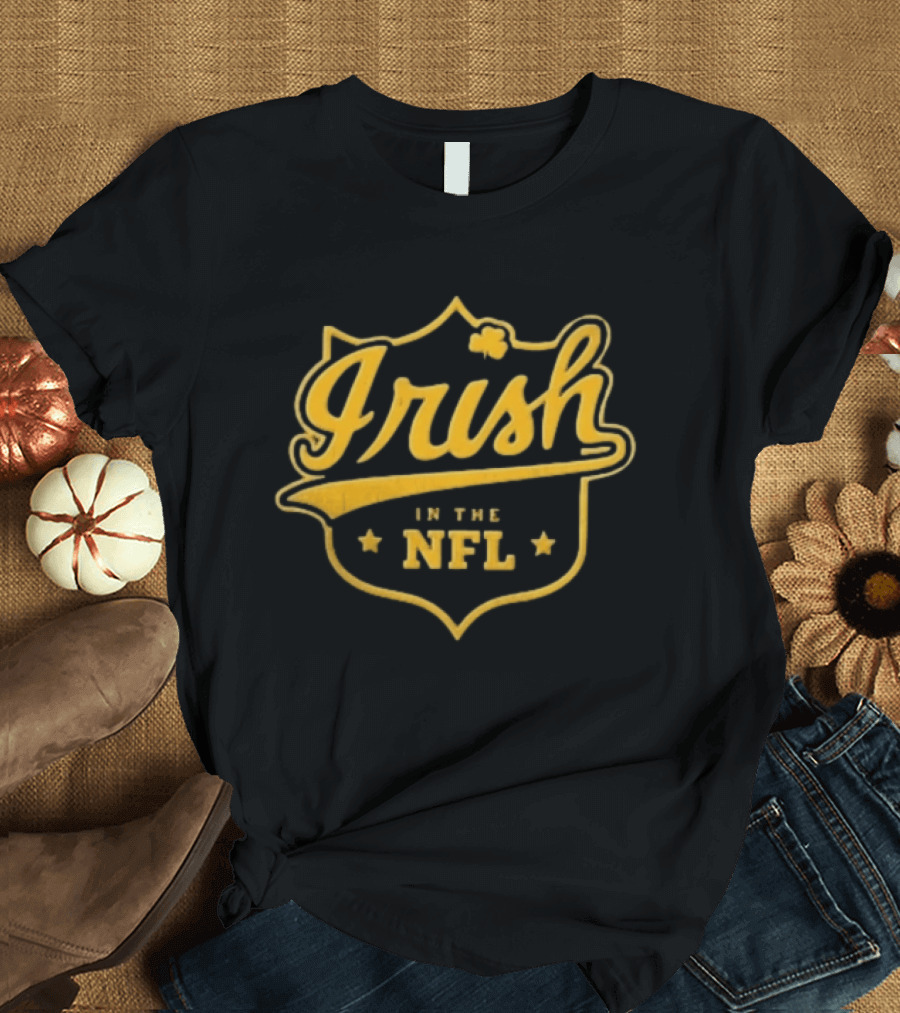 Notre Dame Fighting Irish NFL Football Theme Decorative Crest T-Shirt
