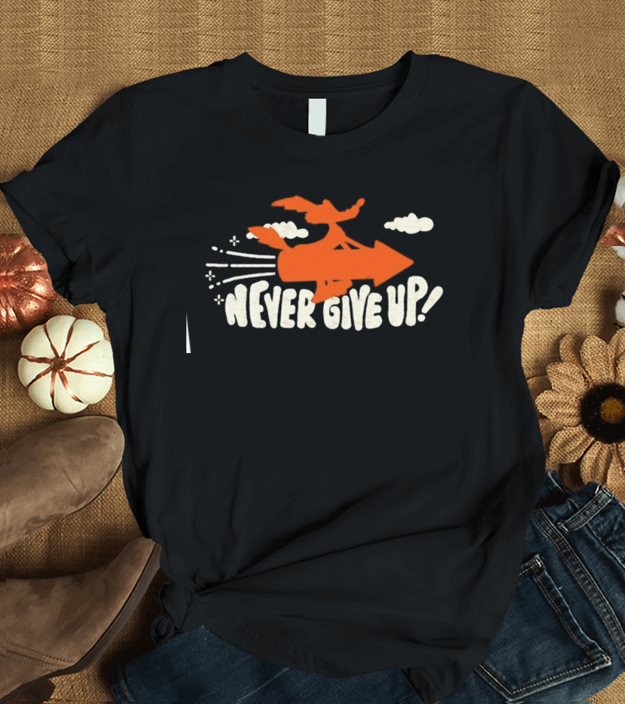 Wile E Coyote Never Give Up Looney Tunes Rocket Humor T-Shirt