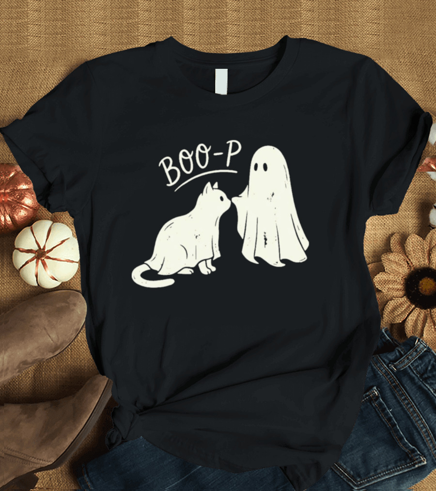 Boo P Humor Halloween Cat Ghost Playful Spirit And Feline Paw Interaction T-Shirt