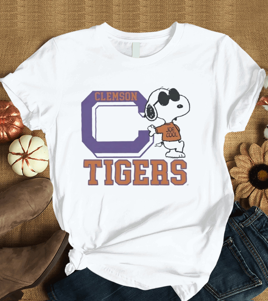 Clemson Tigers Snoopy Joe Cool Peanuts College Sports T-Shirt