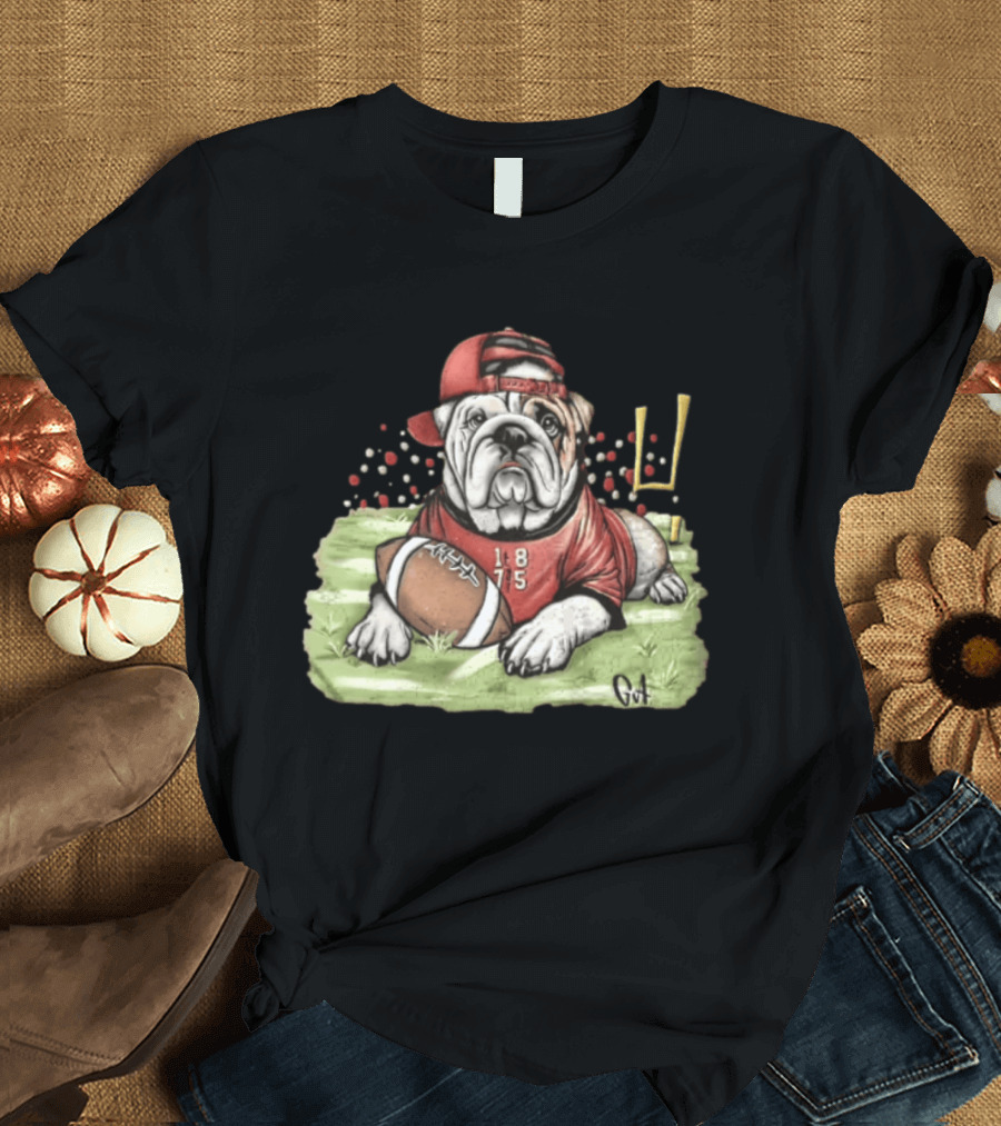 Georgia Bulldogs Football 1875 Bulldog With Cap And Football T-Shirt