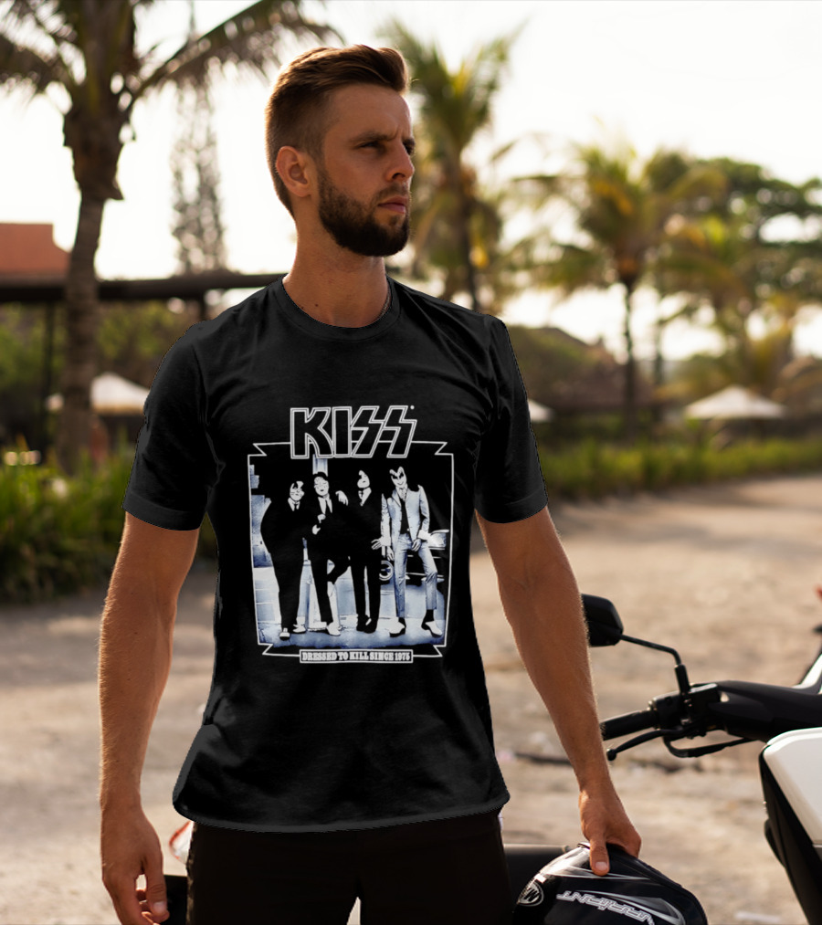 Kiss Dressed To Kill Since 1975 Rock Music Band T-Shirt