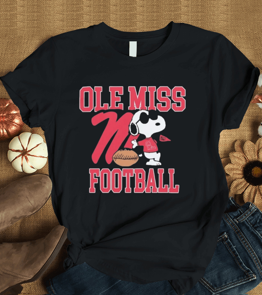 Ole Miss Football Snoopy Hotty Toddy Peanuts T-Shirt