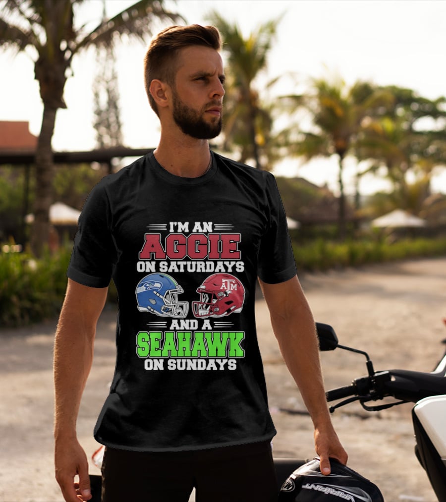 I'm An Aggie On Saturdays And A Seahawk On Sundays Football Helmets T-Shirt