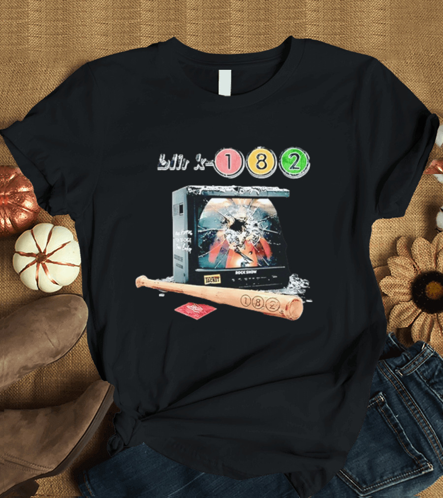 Blink 182 Rock Show Mark Hoppus Tom DeLonge Travis Barker TV Baseball Bat Iconic Display T-Shirt