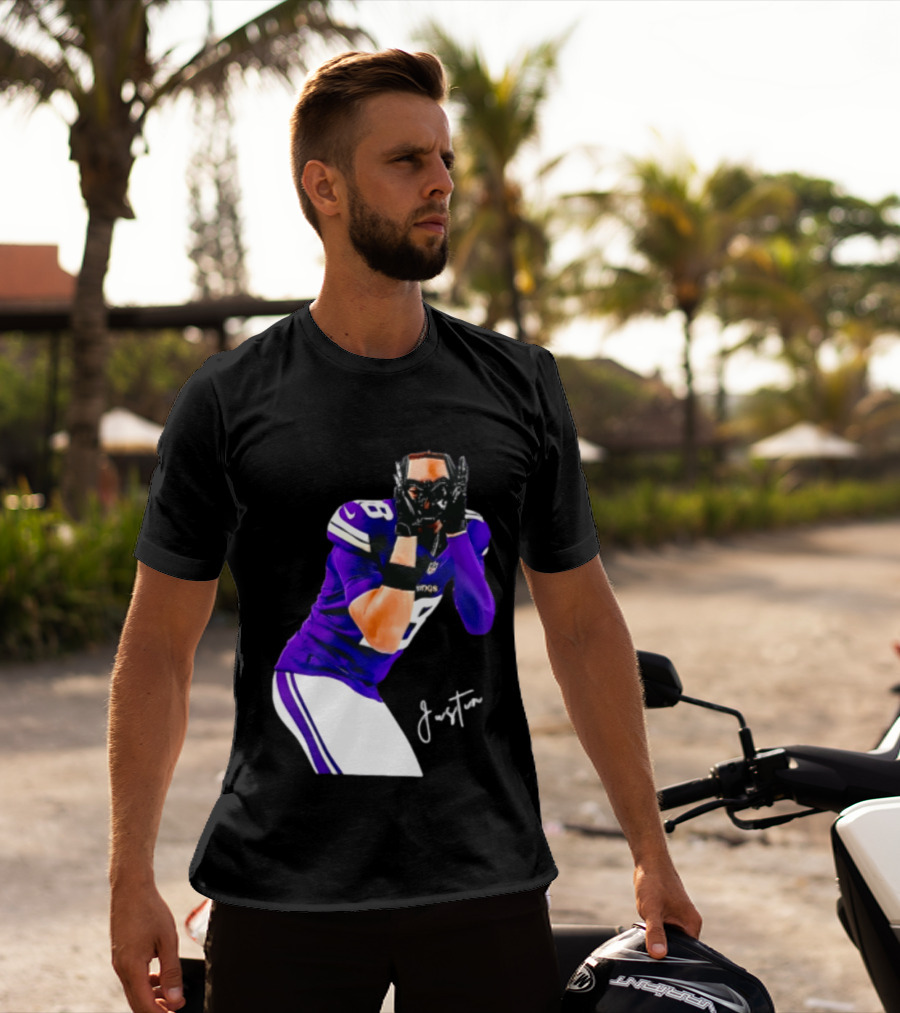Justin Jefferson Signature Minnesota Vikings Football Player Pose T-Shirt