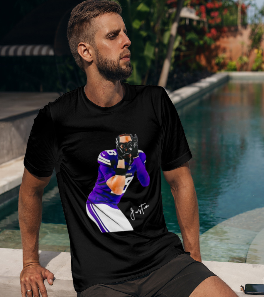 Justin Jefferson Signature Minnesota Vikings Football Player Pose T-Shirt