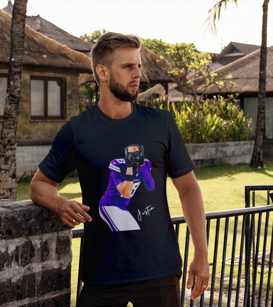 Justin Jefferson Signature Minnesota Vikings Football Player Pose T-Shirt