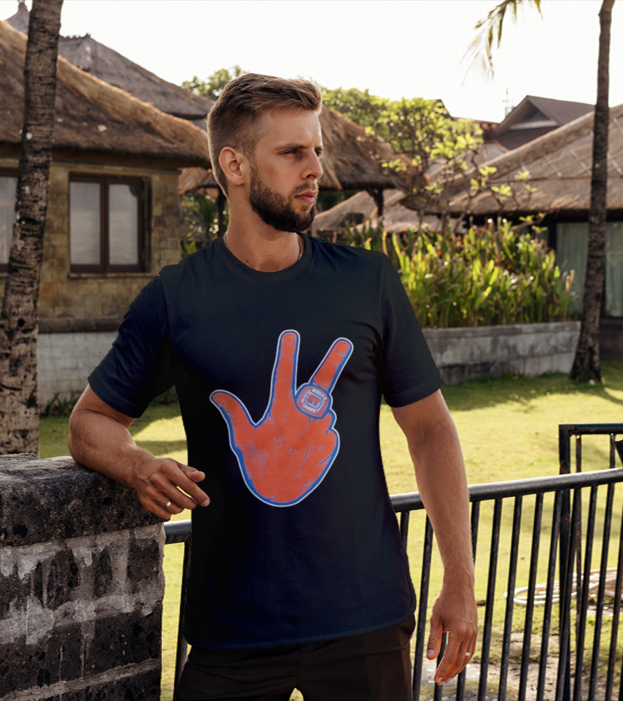 New York Knicks World Champs Victory Hand Sign With Ring NY Sports T-Shirt
