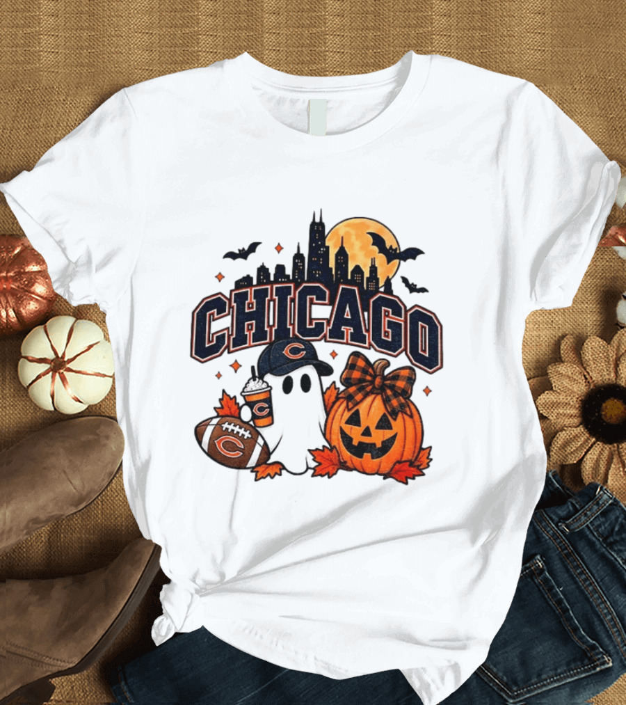 Chicago Bears Halloween Ghost Pumpkin Football Skyline Moon T-Shirt