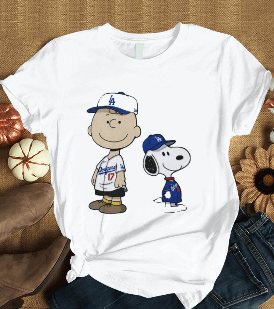 Charlie Brown Snoopy Los Angeles Dodgers MLB Baseball Peanuts Cartoon T-Shirt