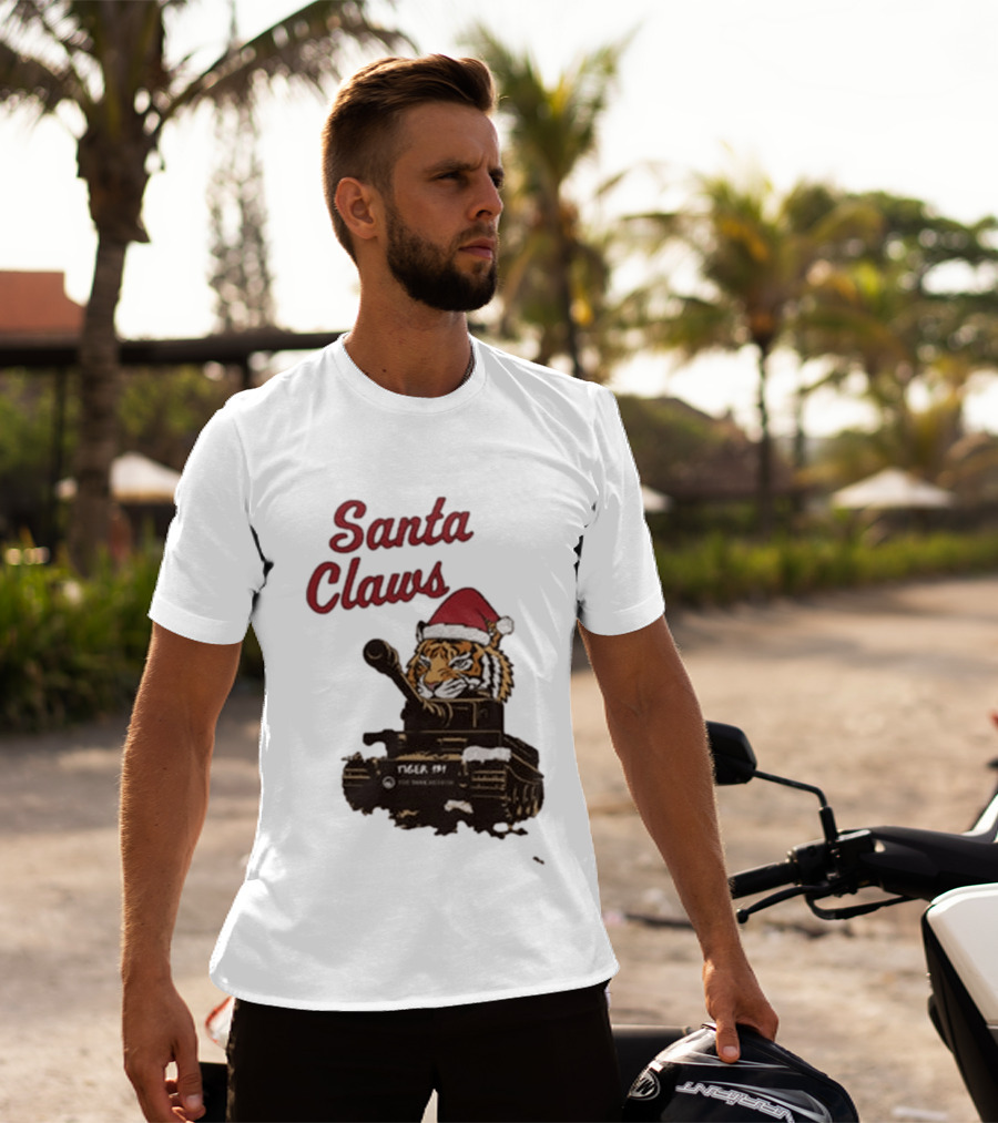 Santa Claws Tiger 131 Tank Museum Christmas T-Shirt