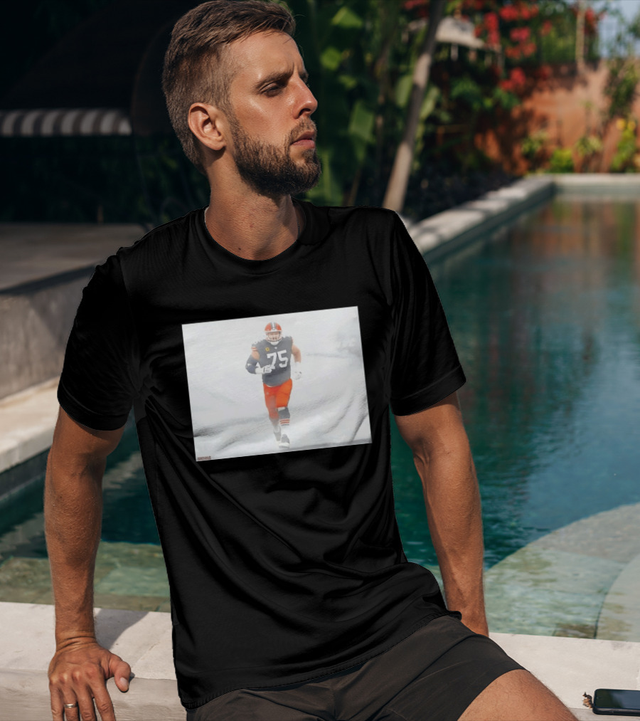 Joel Bitonio Cleveland Browns Number 75 Football Legends T-Shirt