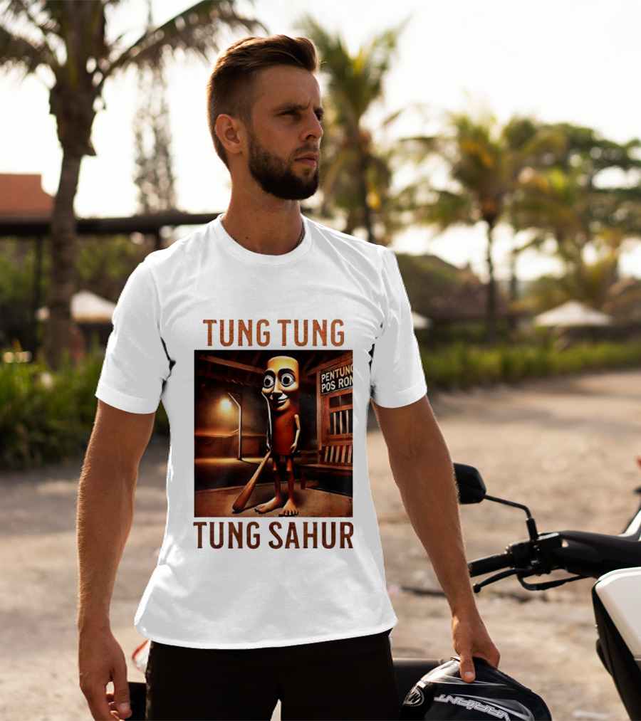 Tung Tung Tung Sahur Pentung Pos Ron Indonesian Culture Night Scene T-Shirt
