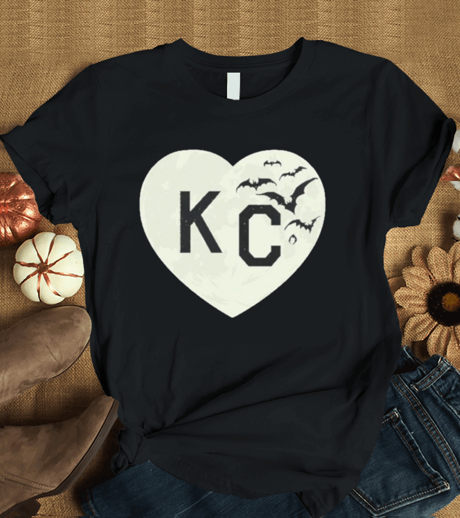Kansas City KC Heart Moon Bats T-Shirt