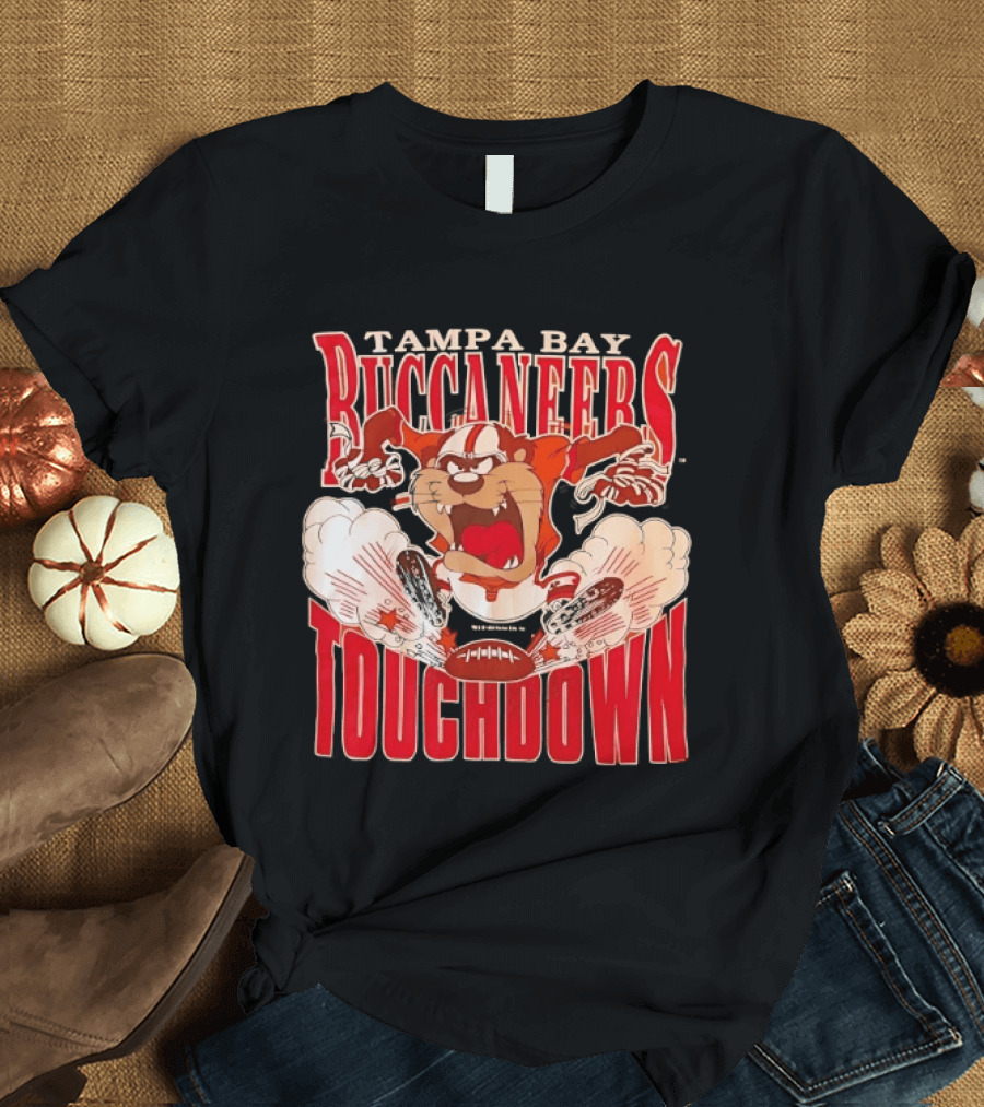 Tampa Bay Buccaneers Taz Touchdown 1993 Football Cartoon T-Shirt