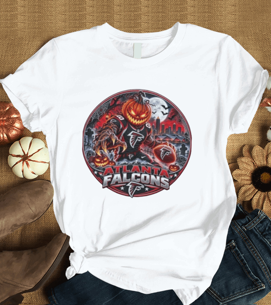 Atlanta Falcons Halloween Jack O' Lantern Football Player With City Skyline And Bats T-Shirt