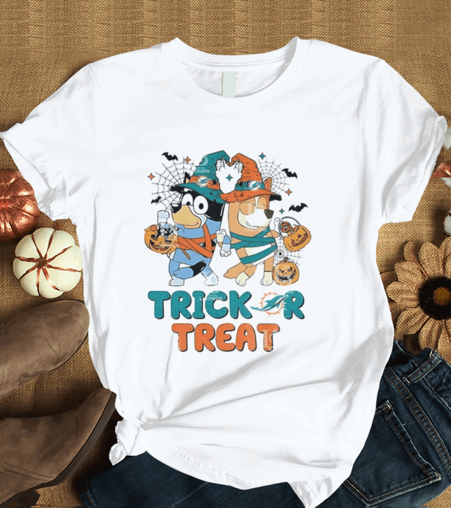 Miami Dolphins Bluey Trick Or Treat Halloween Pumpkin Spooky Costumes T-Shirt
