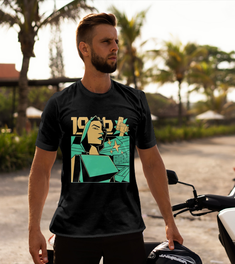 Lara Croft 1996 Polygon Style Tomb Raider Video Game T-Shirt