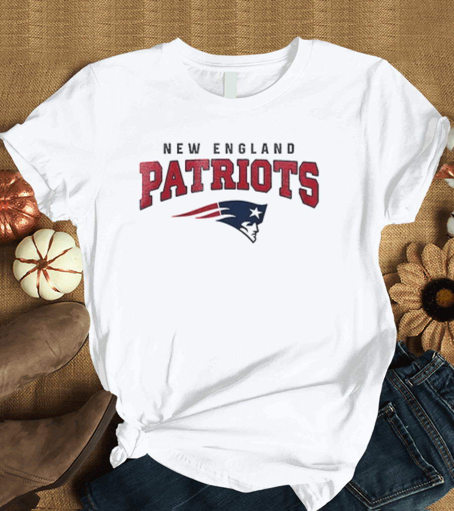 New England Patriots Looney Tunes Taz Collaboration T-Shirt