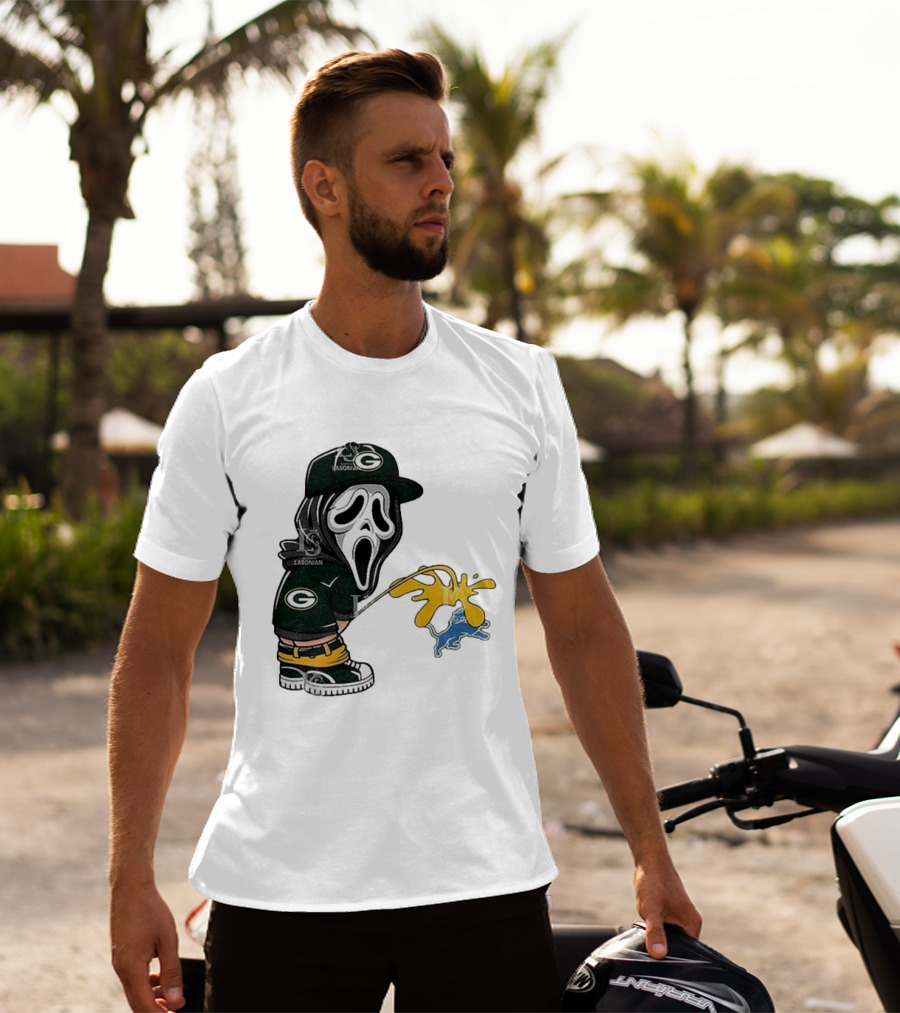 Green Bay Packers Ghostface Pissing On Detroit Lions NFL Rivalry T-Shirt