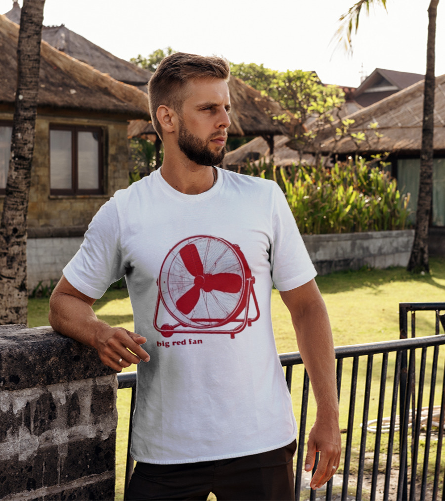 Big Red Fan Minimalist T-Shirt