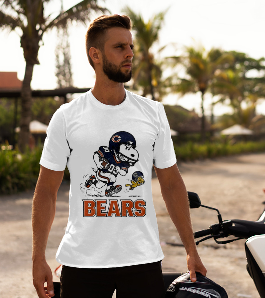 Chicago Bears Snoopy And Woodstock Football Team Fan T-Shirt
