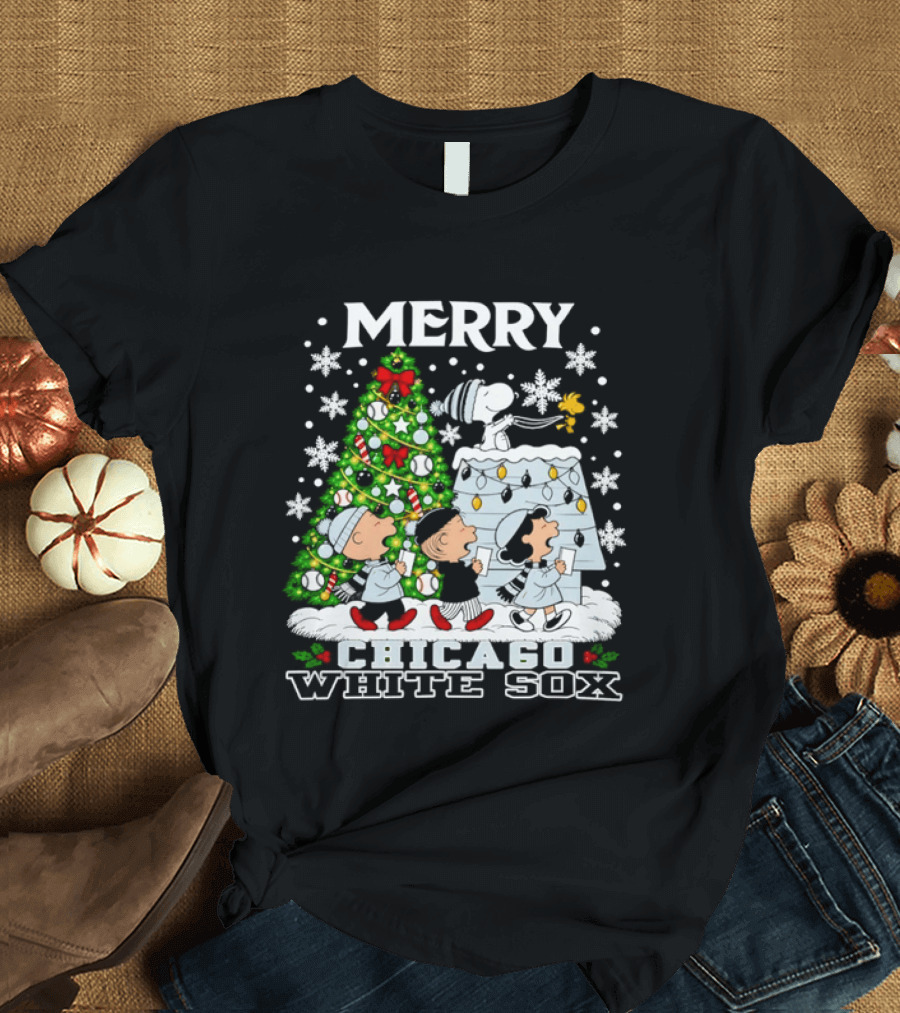 Merry Christmas Peanuts Chicago White Sox Snoopy Woodstock Holiday T-Shirt