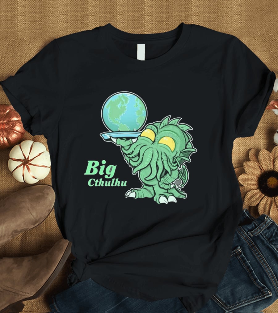 Big Cthulhu Holding The World Lovecraft T-Shirt