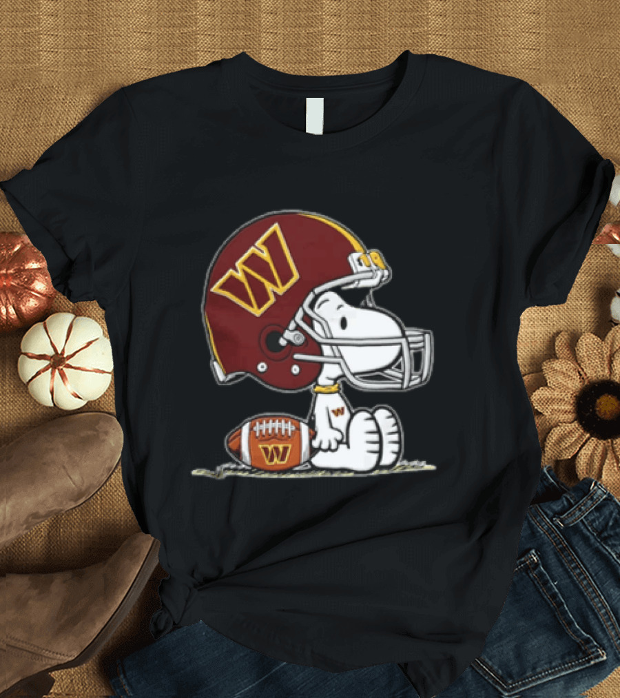 Snoopy Washington Commanders Football Helmet Cartoon Dog T-Shirt