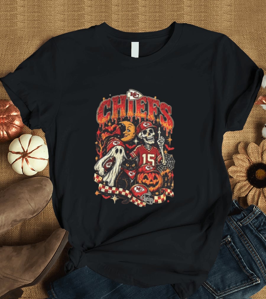Kansas City Chiefs Patrick Mahomes Halloween Skeleton Jersey Cap Football Scene T-Shirt
