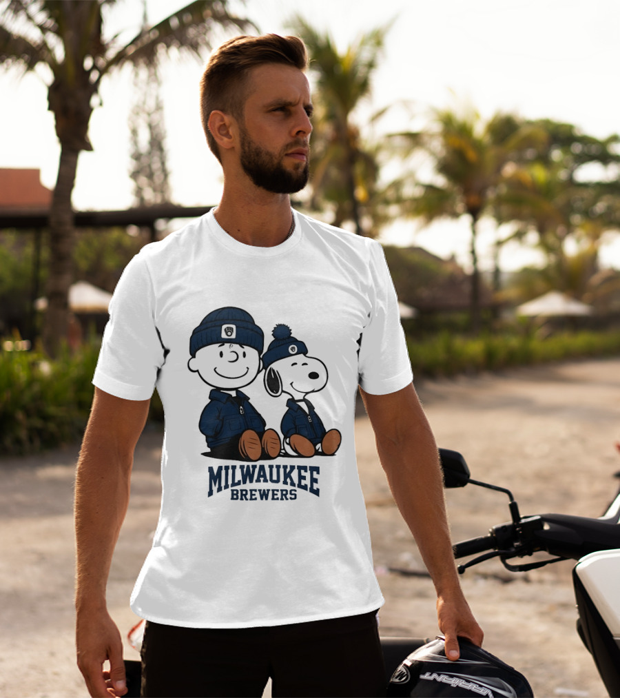 Milwaukee Brewers Charlie Brown Snoopy MLB Collaboration T-Shirt