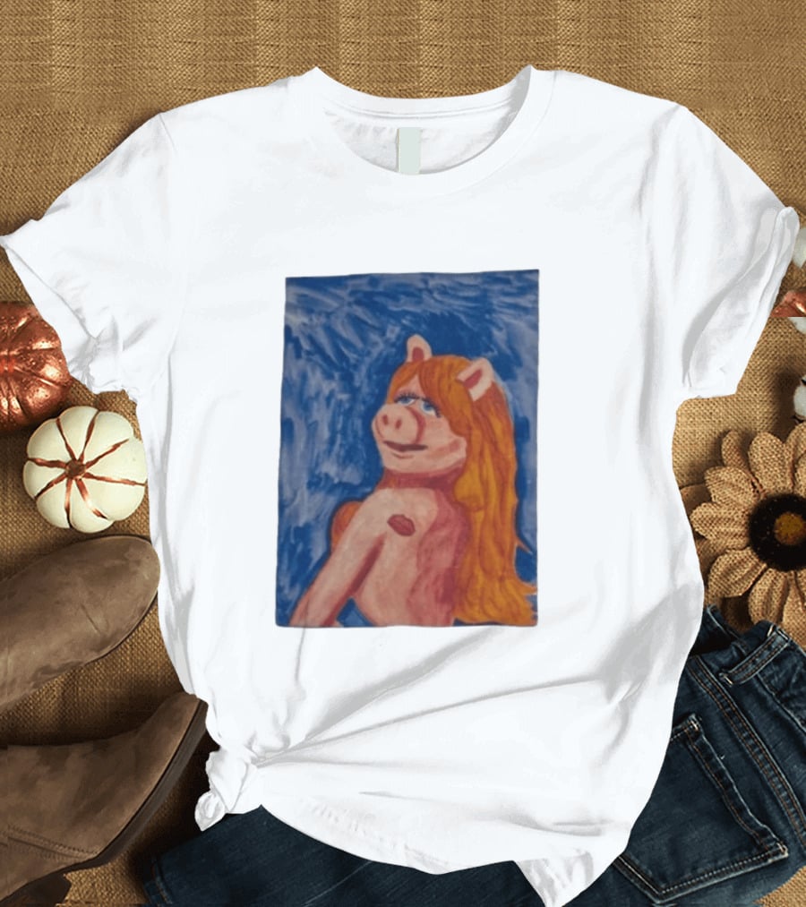 Miss Piggy Carpenter Painting The Muppets Miss Piggy Venus T-Shirt
