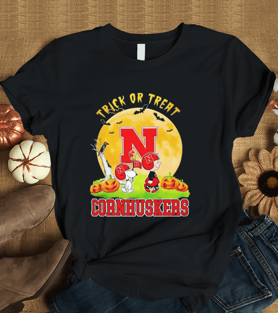 Nebraska Cornhuskers Trick Or Treat Halloween Charlie Brown Snoopy T-Shirt